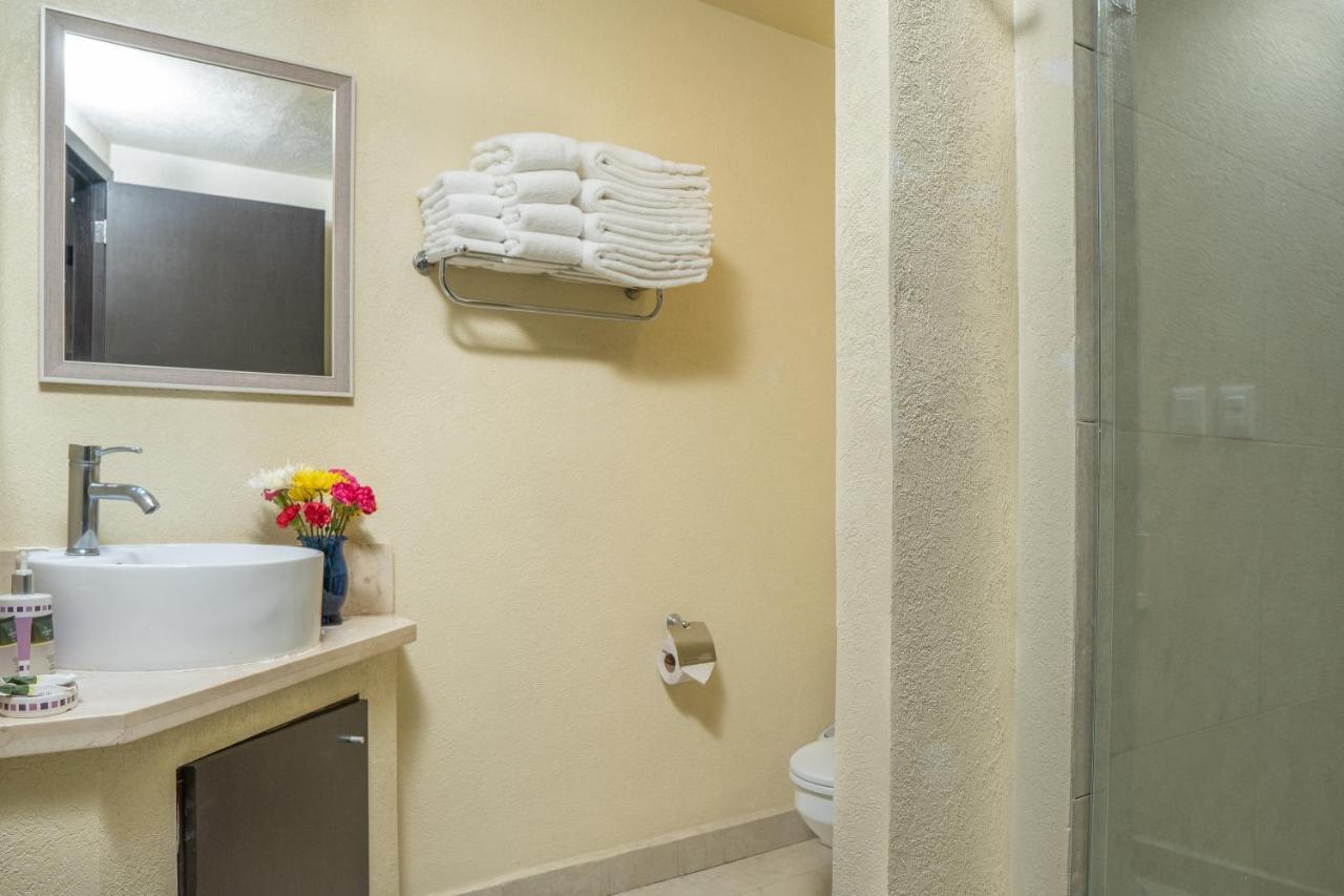 Ocean Front Condo Sleeps 4 Adults-Grand Venetian T3000-1606 Puerto Vallarta Zewnętrze zdjęcie