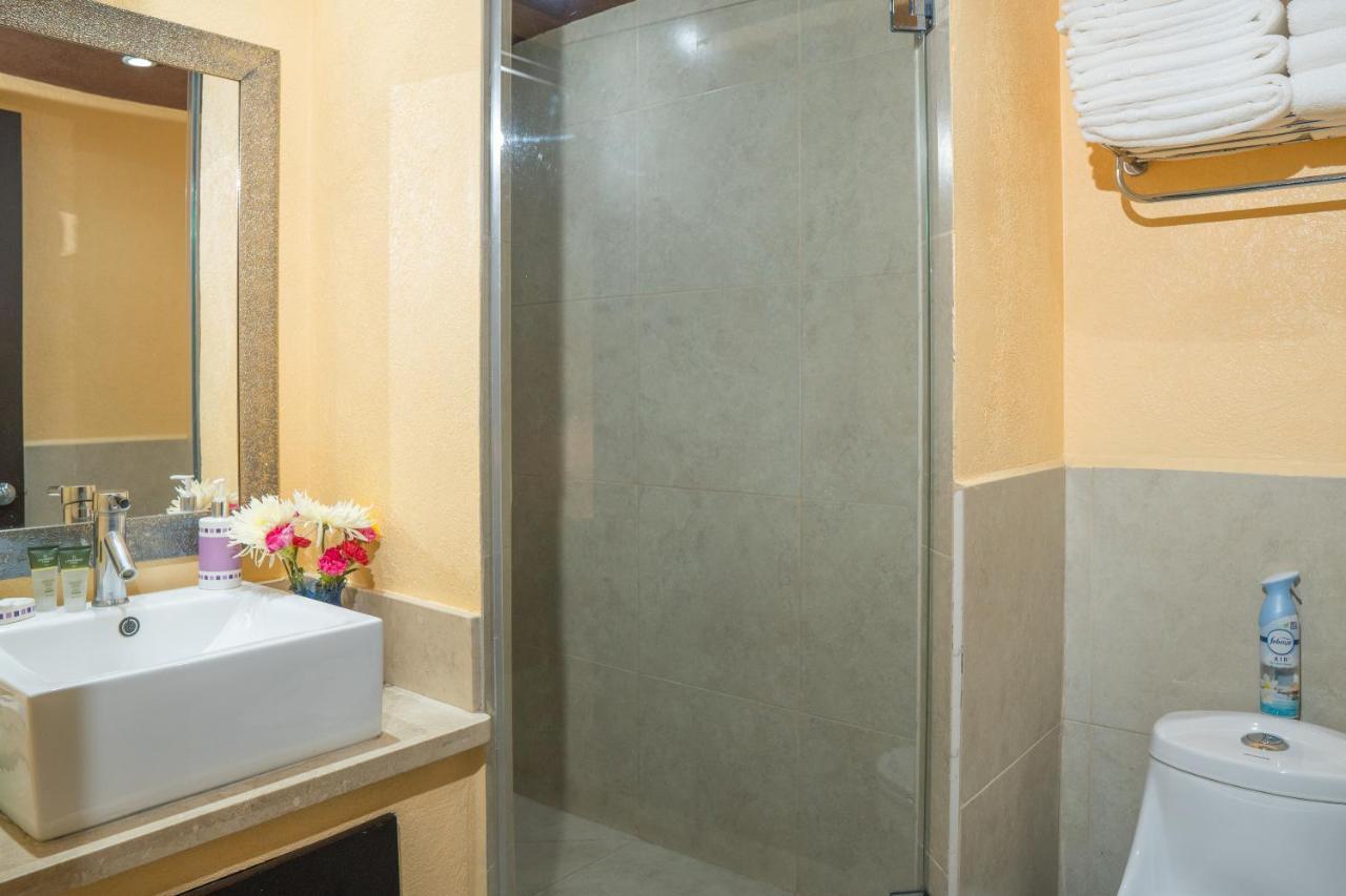 Ocean Front Condo Sleeps 4 Adults-Grand Venetian T3000-1606 Puerto Vallarta Zewnętrze zdjęcie